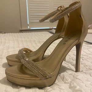 Guess heels size 6 with rhinestones